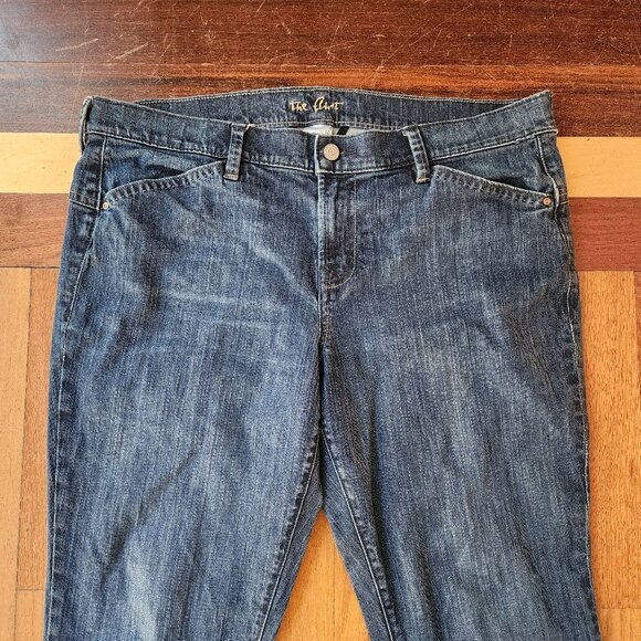 Old Navy Mid-Rise "The Flirt" Boot Cut Jeans Size 14 - Picture 6 of 15